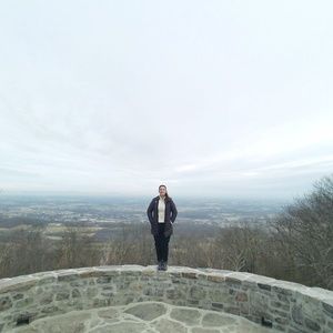 Meet your Posher, Kelly